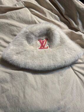 Louis Vuitton Cream Fur Bucket Hat with Pink LV Patch